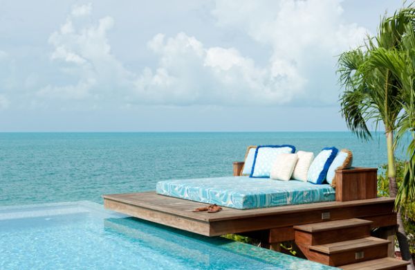 Dream deck space with daybed by LKID